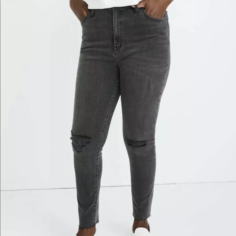 Woman’s Nordstroms Madewell Jeans